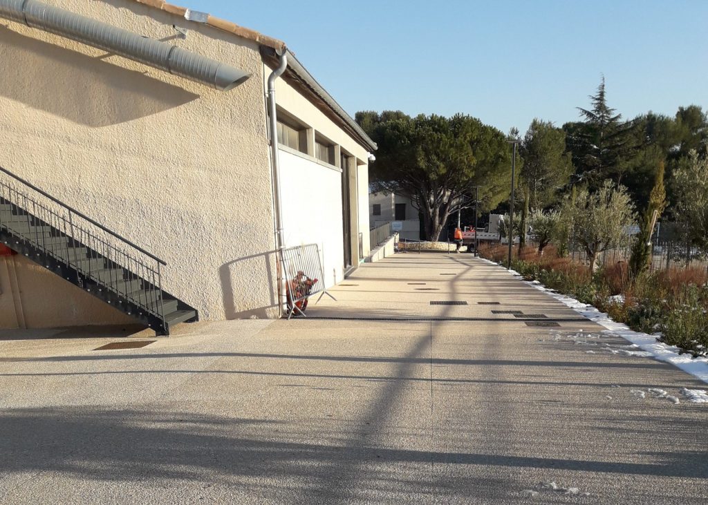 Extension salle polyvalente - parc des sport à Venelles :